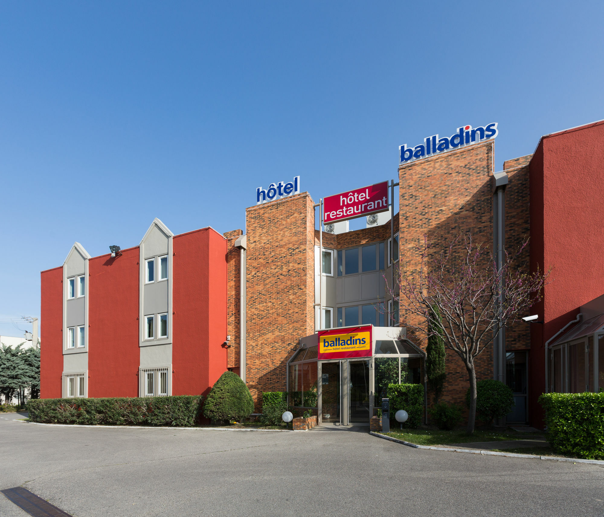 The Originals City Hotel Marseille Aeroport Vitrolles  Luaran gambar